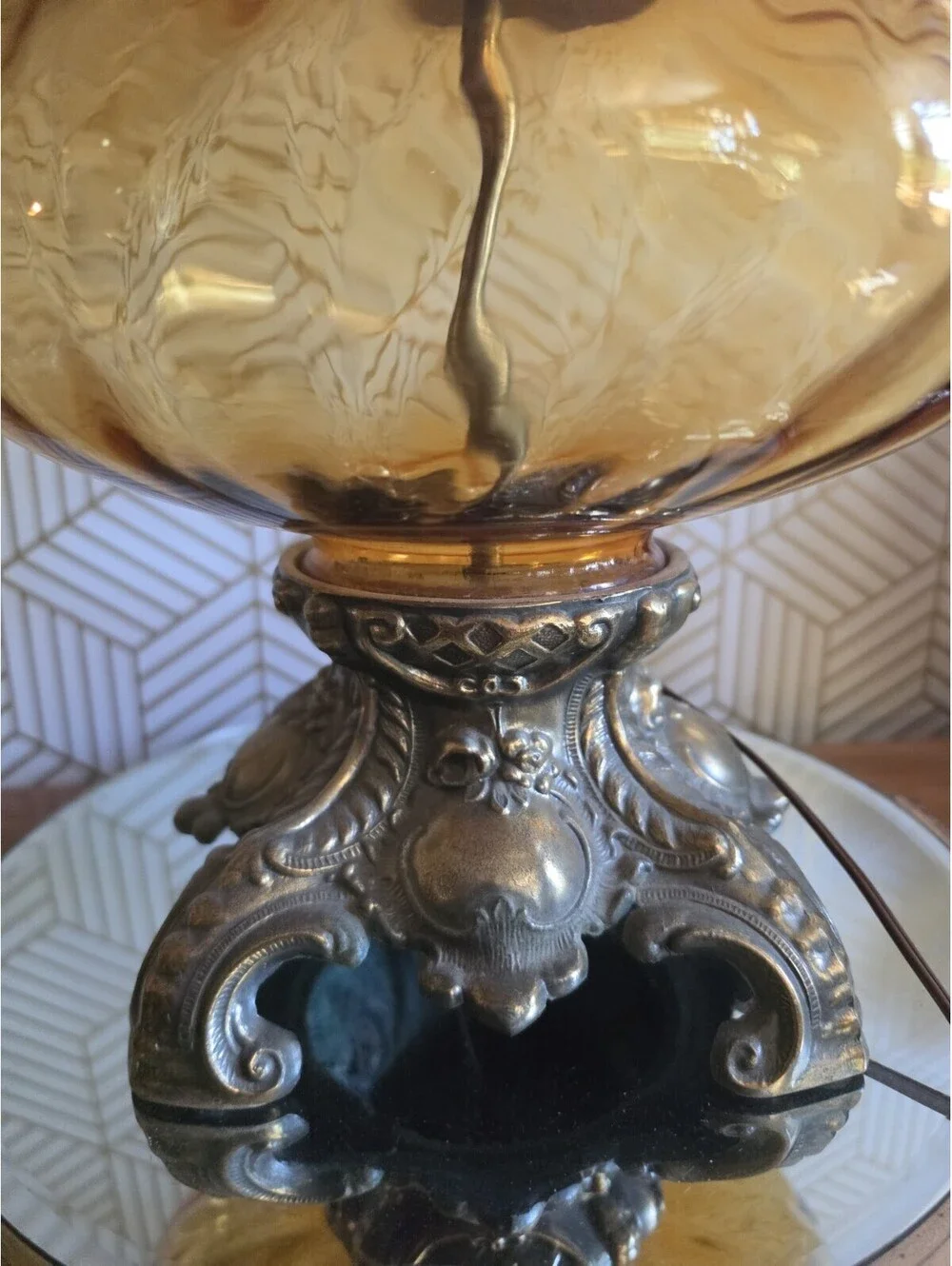 Vintage Midcentury Hollywood Regency Amber Glass Optic Swirl Globe Table Lamp